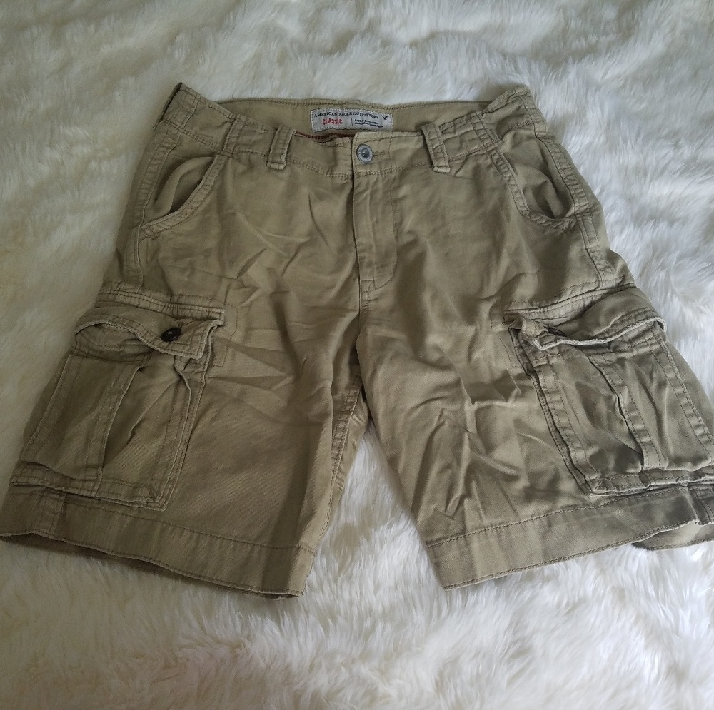 American Eagle Classic fit cargo shorts